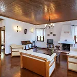 Nina 別荘 パナギア