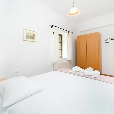 Nina Holiday home *